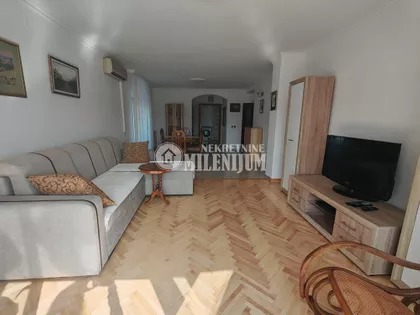 Cara Iraklija | 4zida.rs