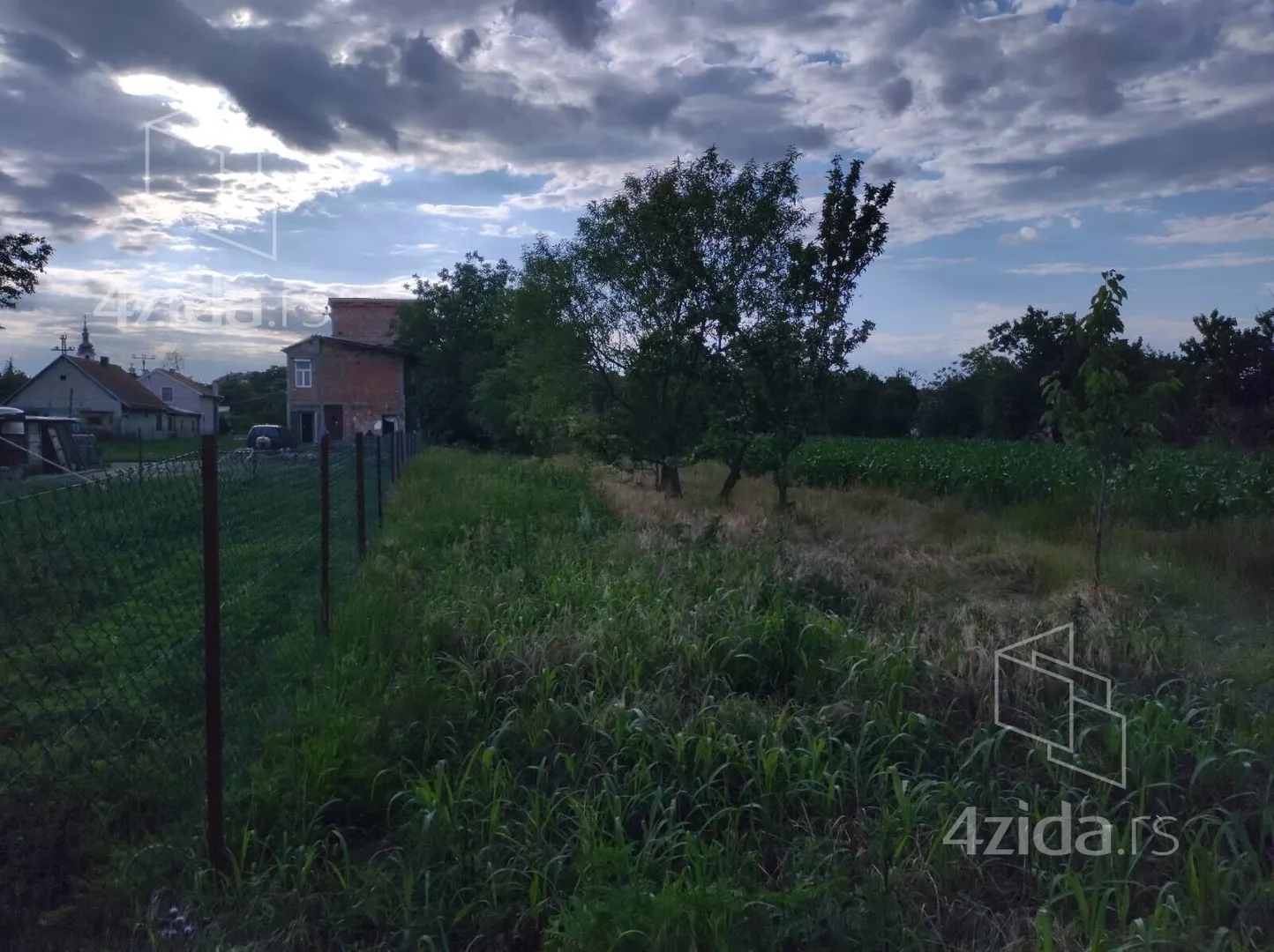 Građevinsko zemljište | 4zida