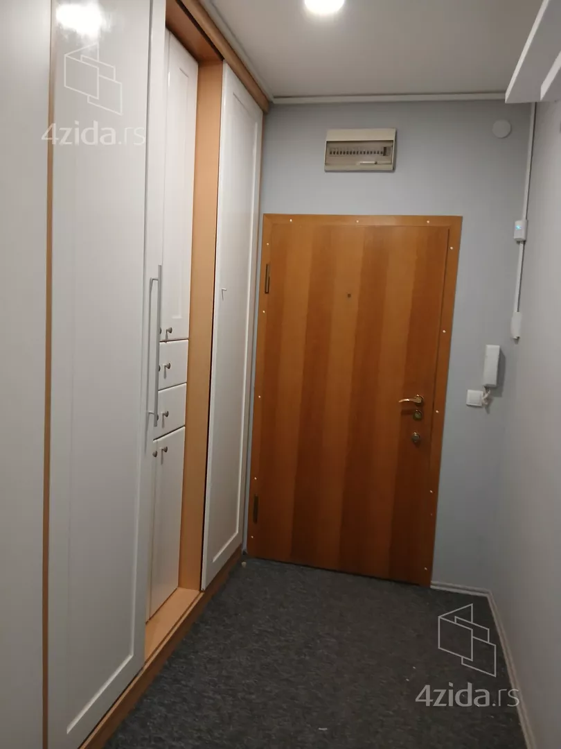 Kancelarija | 4zida