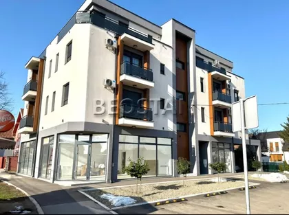 Vojvođanska | 4zida.rs