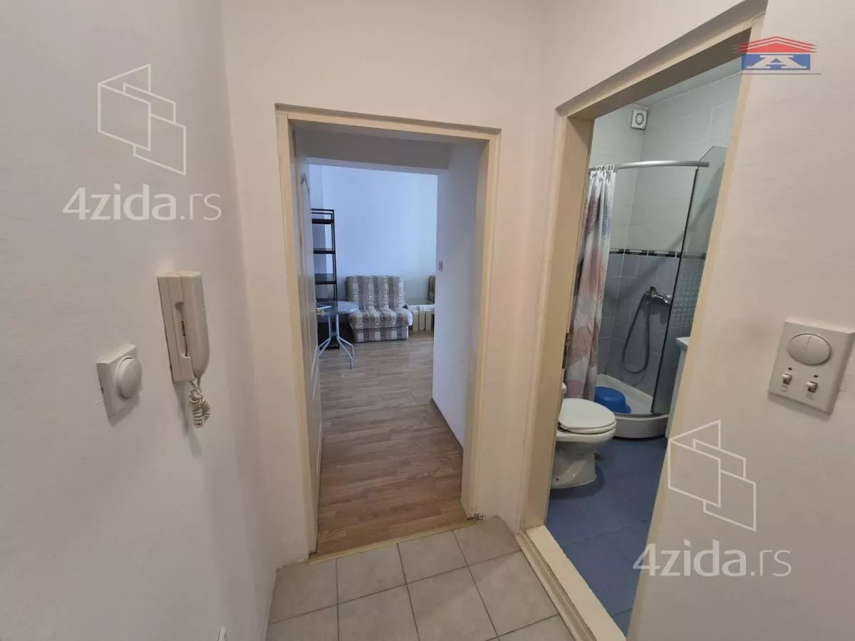 Garsonjera | 4zida