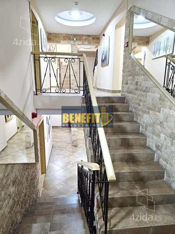 Ugostiteljski objekat | 4zida