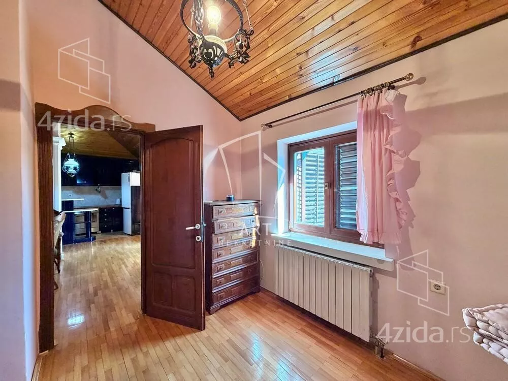 3-etažna kuća | 4zida