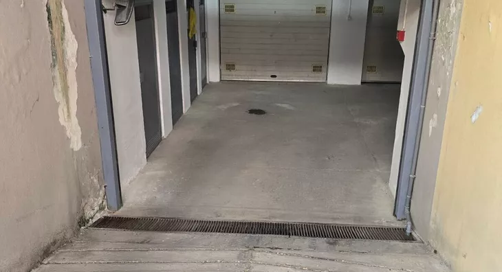 Garaža | 4zida