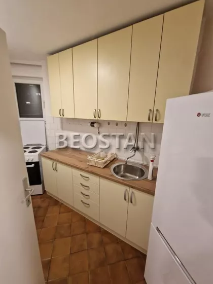 Omladinskih Brigada | 4zida.rs