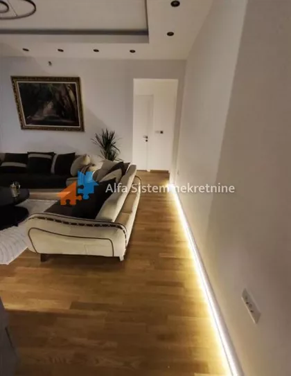 Lekino Brdo | 4zida.rs