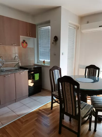 Patrijarha Pavla 16 | 4zida.rs