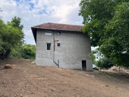 Mala Ivanča | 4zida.rs