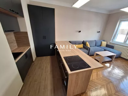 Stari Grad | 4zida.rs