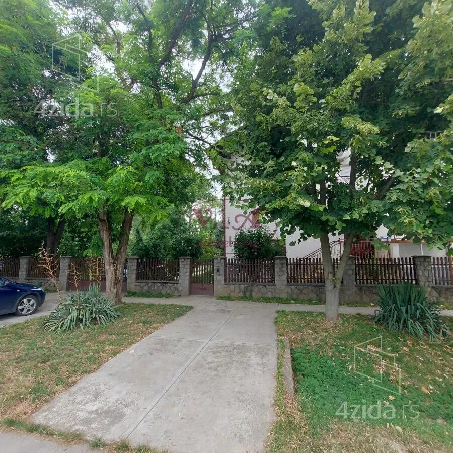 Kuća | 4zida