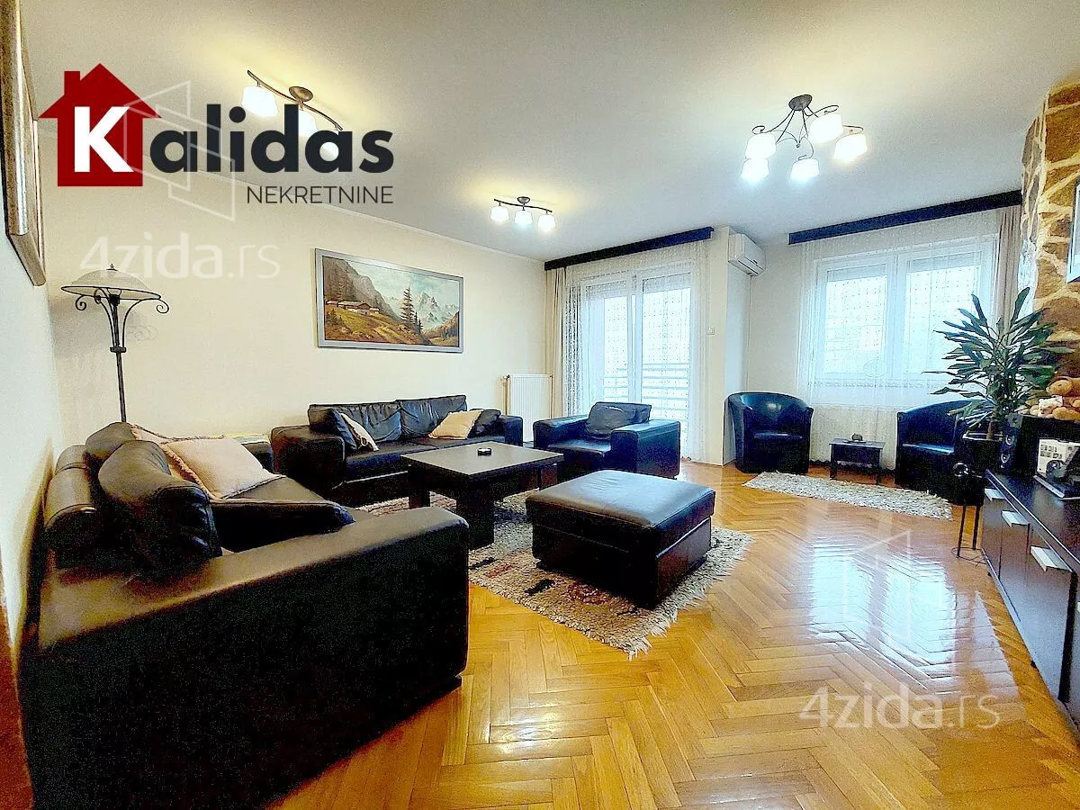 Četvorosoban stan | 4zida