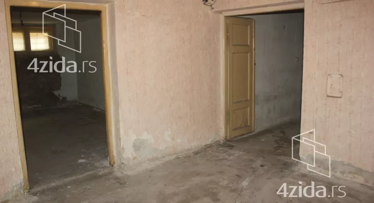 4-etažna kuća | 4zida