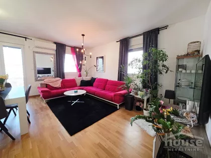 Lipov Gaj | 4zida.rs