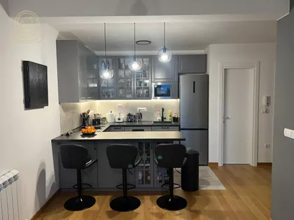 Ugrinovačka | 4zida.rs