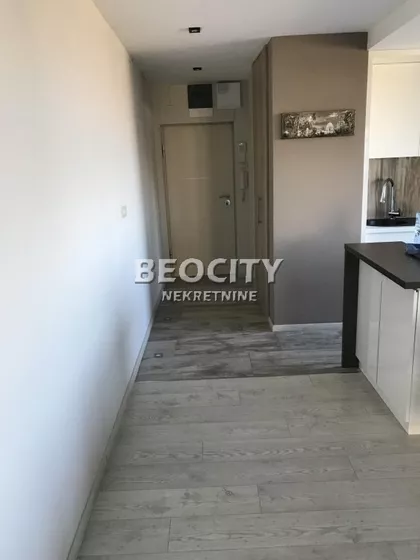 Stjepana Filipovića | 4zida.rs