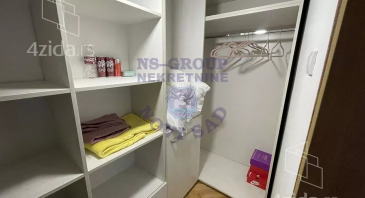 Petosoban stan | 4zida