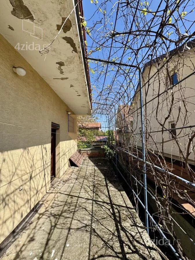 Kuća | 4zida