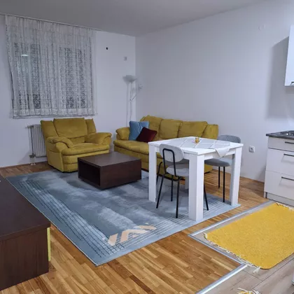 Hadži Ruvimova | 4zida.rs