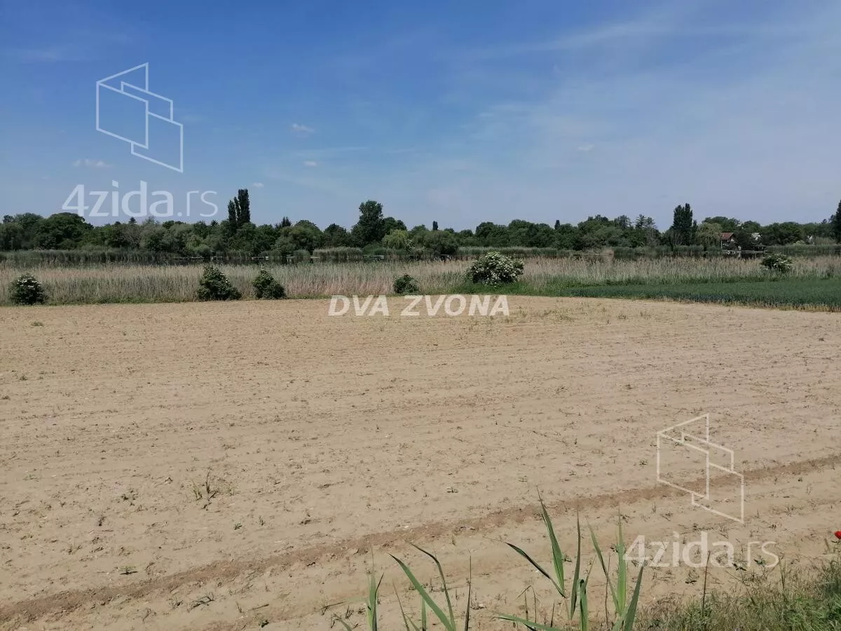 Plac | 4zida
