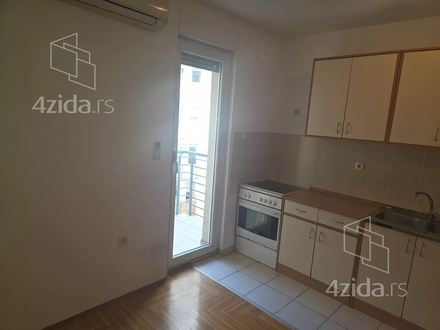 Garsonjera | 4zida
