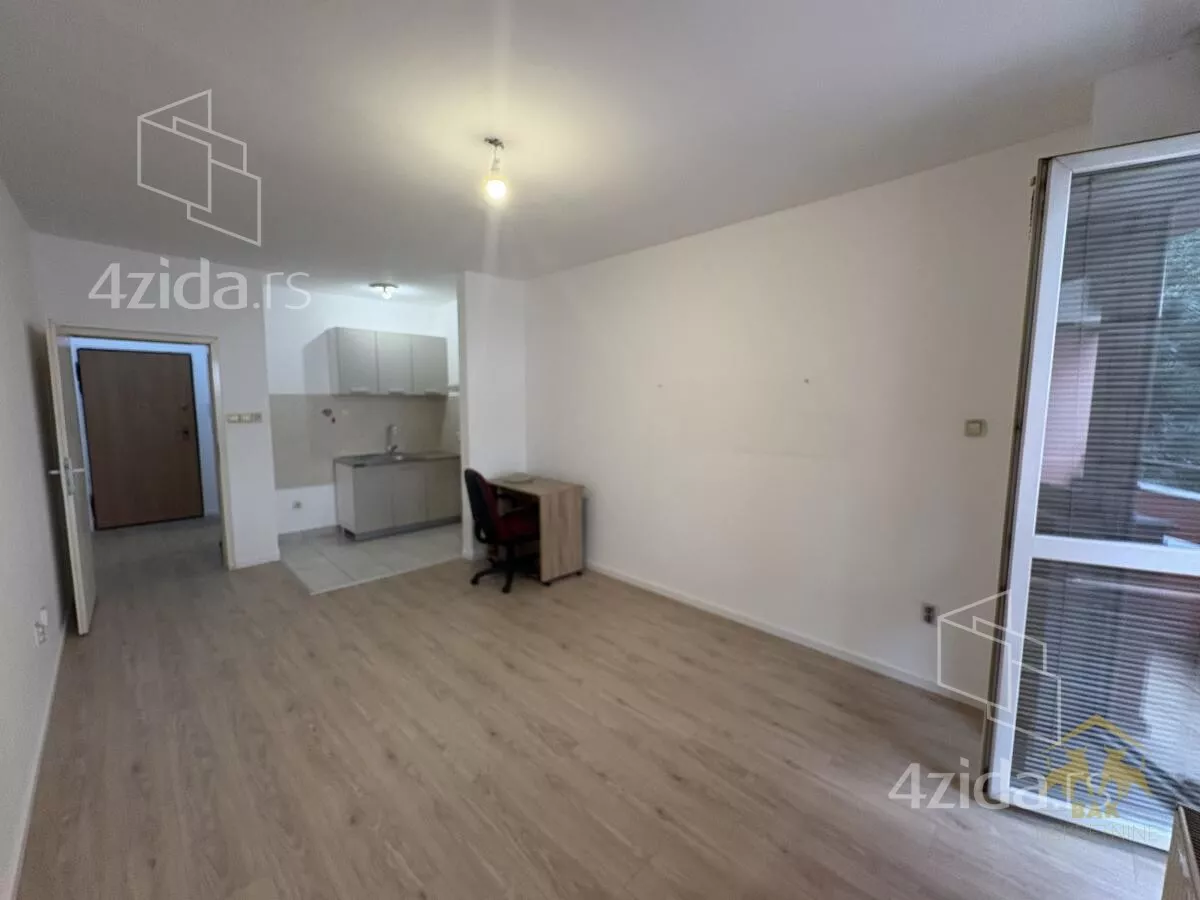 Garsonjera | 4zida