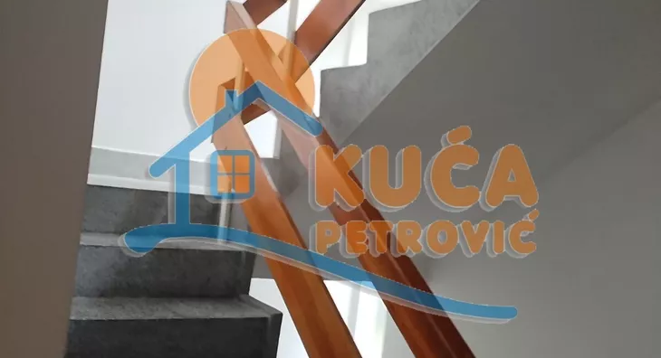 4-etažna kuća | 4zida