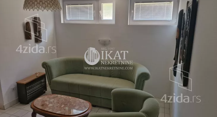 5-etažna kuća | 4zida