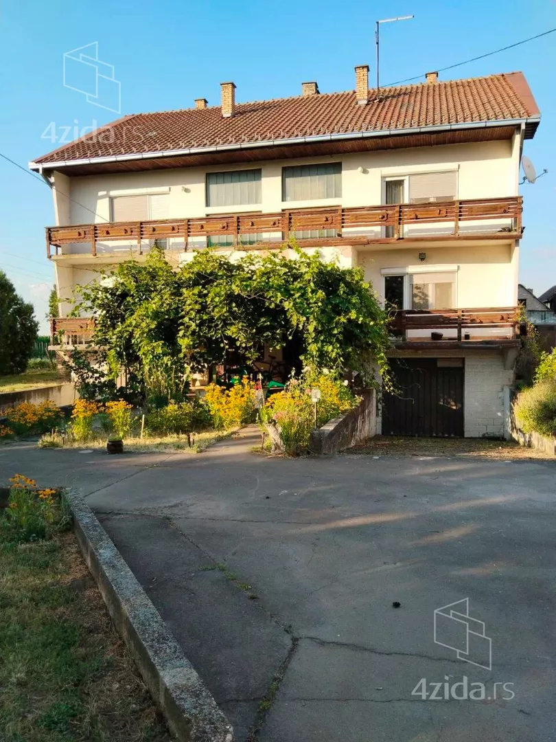 3-etažna kuća | 4zida