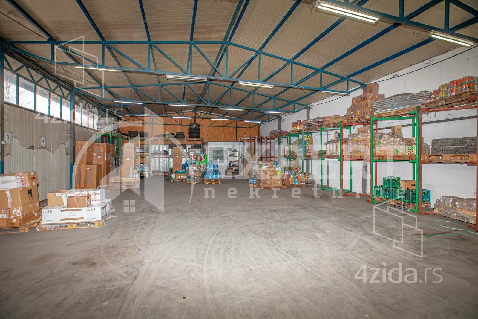 Lokal | 4zida