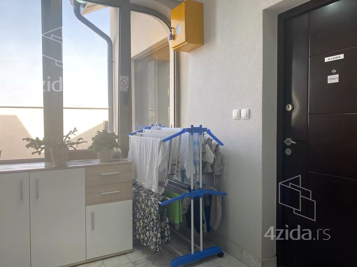 Garsonjera | 4zida