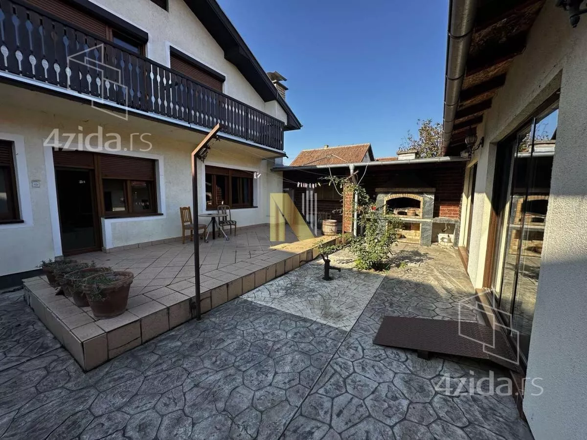 Kuća | 4zida