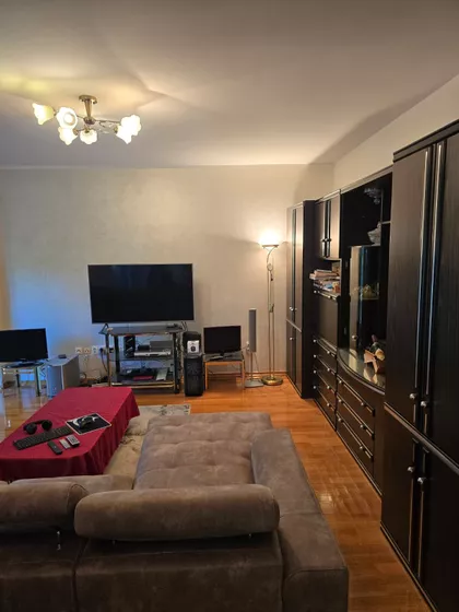 Hopovska | 4zida.rs