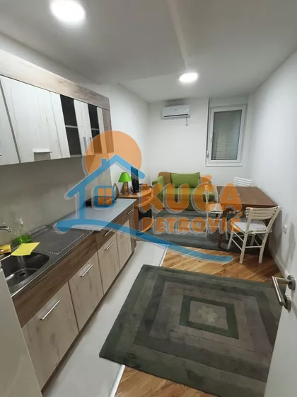 Franca Vintera | 4zida.rs