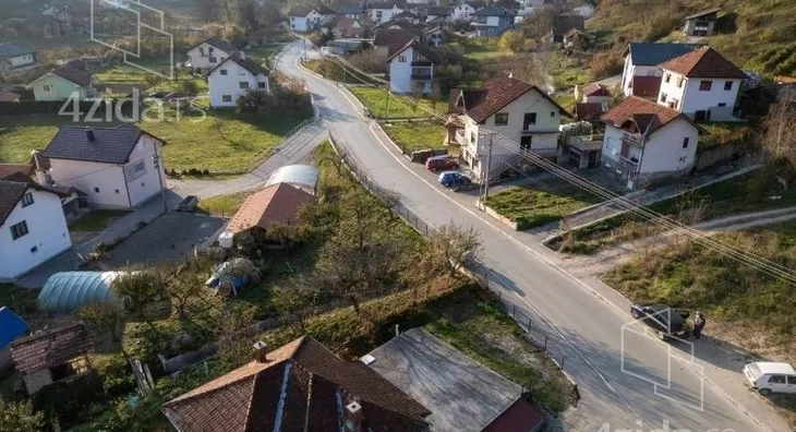 Plac | 4zida
