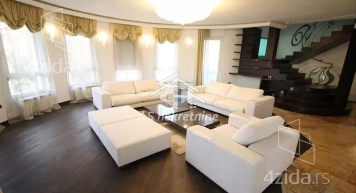 Četvoroiposoban stan | 4zida