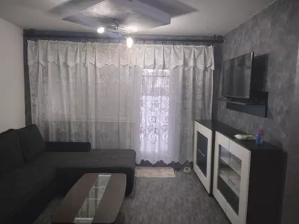 Sergeja Jesenjina 35 | 4zida.rs