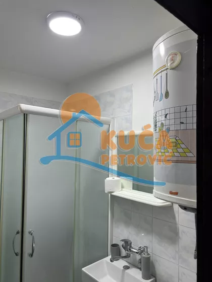 Ustanička | 4zida.rs