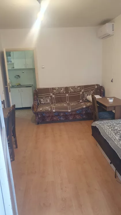 Petra Jovovića 5/3 | 4zida.rs