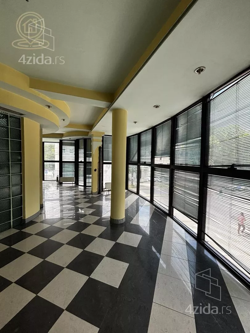 Poslovni prostor | 4zida