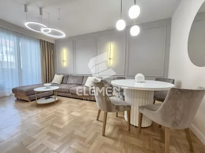 Lasla Gala | 4zida.rs