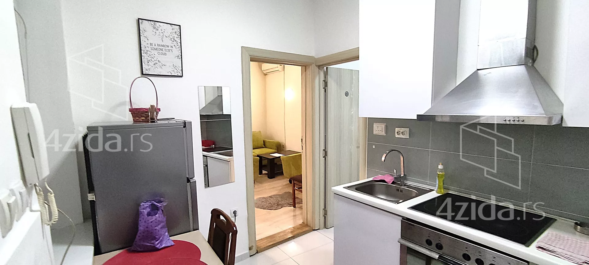 Jednoiposoban stan | 4zida