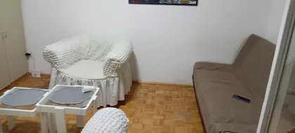 Višnjićeva 2 | 4zida.rs