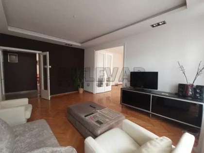 Obrenovićeva | 4zida.rs