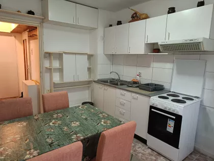 Velikotrnavska | 4zida.rs