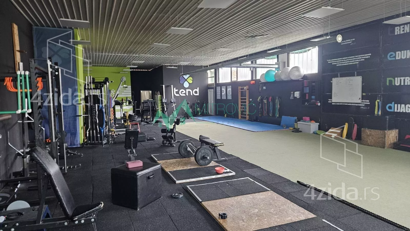 Poslovni prostor | 4zida