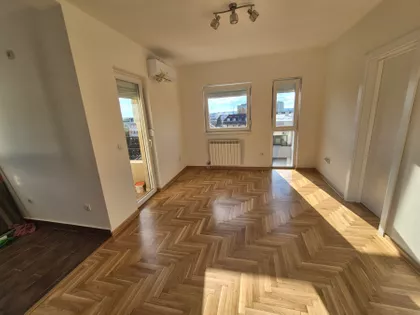 Gradska Bolnica | 4zida.rs