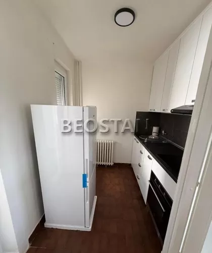 Nedeljka Gvozdenovića | 4zida.rs