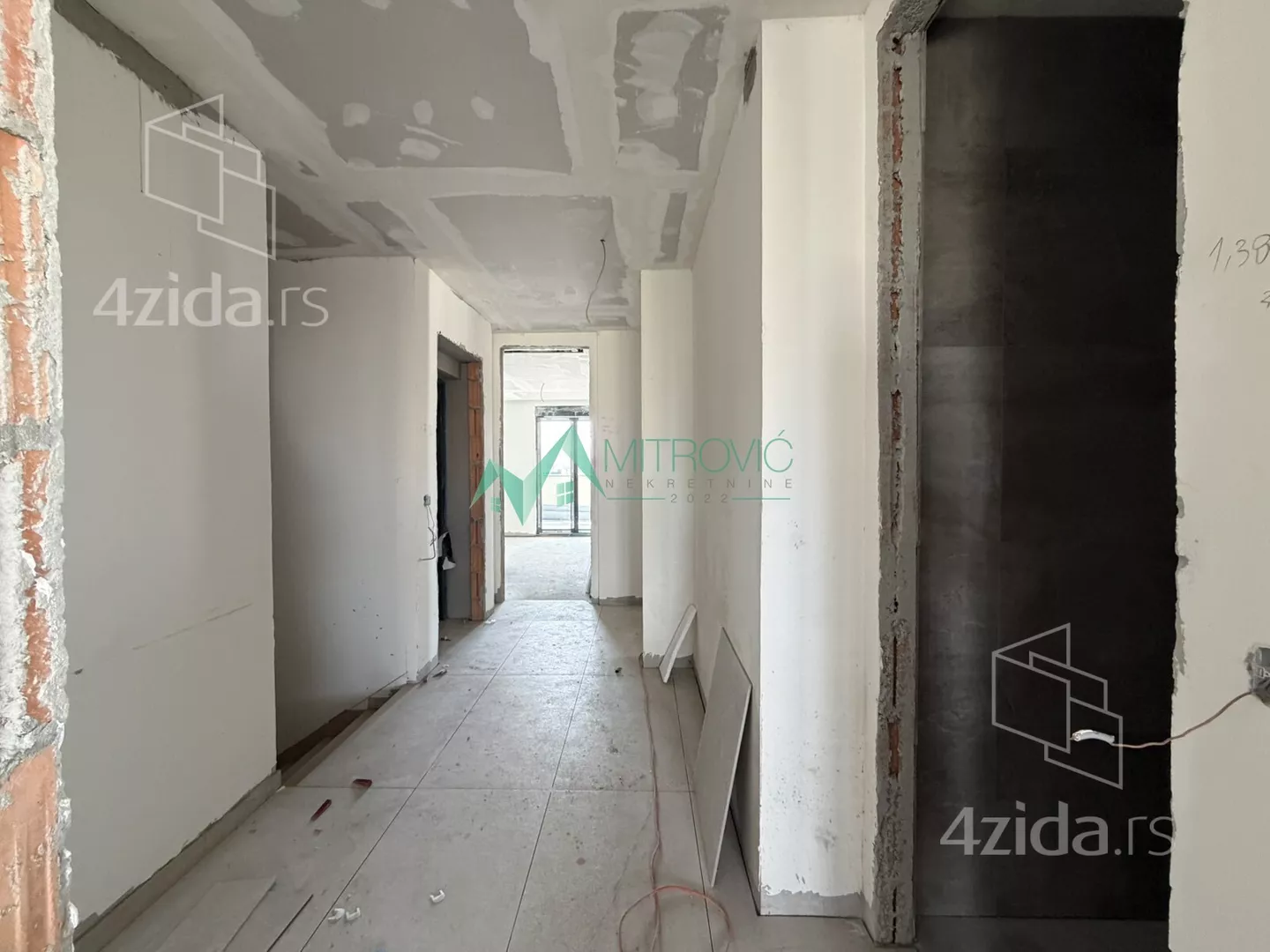 Petosoban stan | 4zida