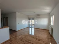 Beograd, Surčin opština, Surčin (mesto) | 4zida.rs | 4zida.rs