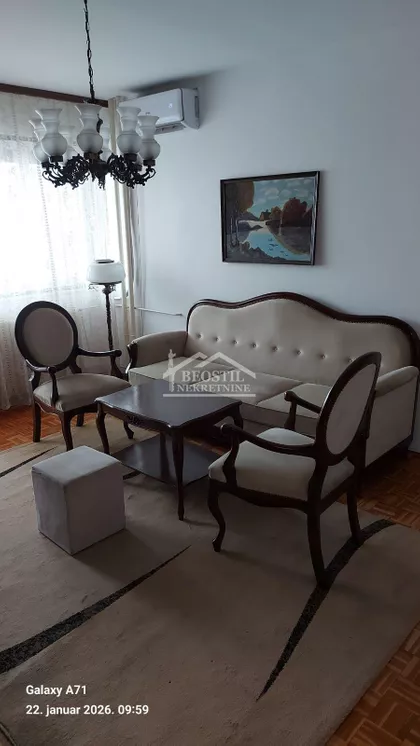 Karađorđev Trg | 4zida.rs